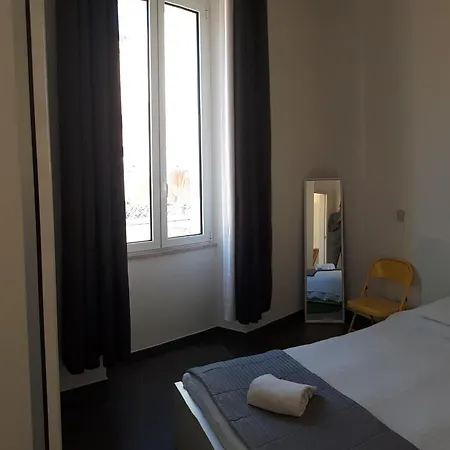 Holiday Giardini 15 *